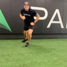 Continuous Hip Turn, lateral Run Step