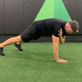 Front Plank + Alt Shoulder Tap